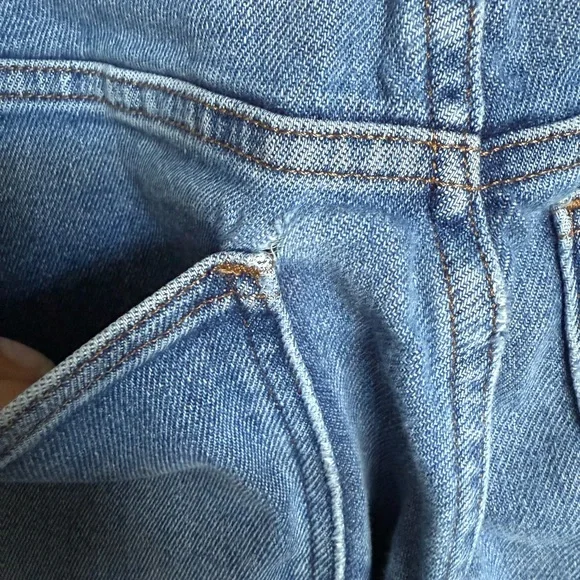 Madewell Straight-Leg "The Perfect Vintage Jean" - Picture 3 of 9